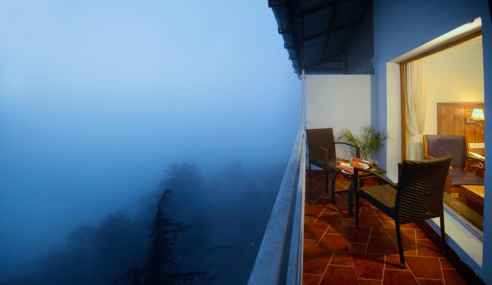 Treehouse Chail Villas מראה חיצוני תמונה